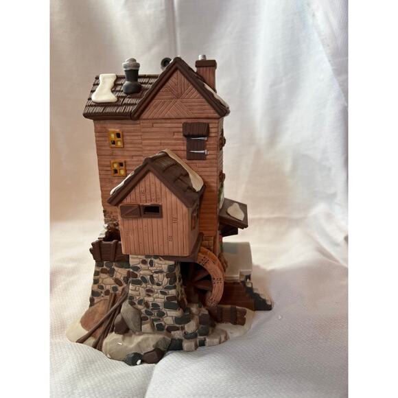 DEPT 56 DICKENS' Village Sesries The Great Denton Mill w/Light - Picture 4 of 7